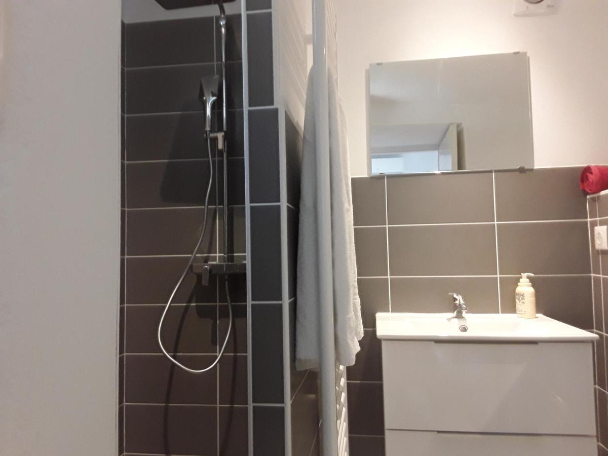 Chambres D'Hotes Lovely Planette Ним Екстериор снимка
