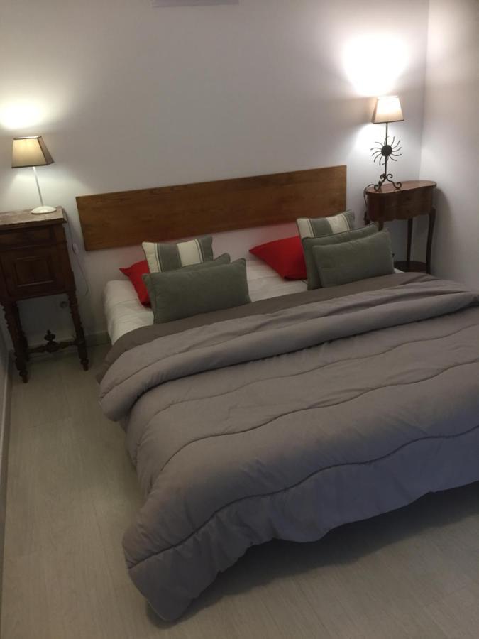 Chambres D'Hotes Lovely Planette Ним Екстериор снимка