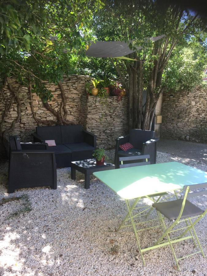 Chambres D'Hotes Lovely Planette Ним Екстериор снимка